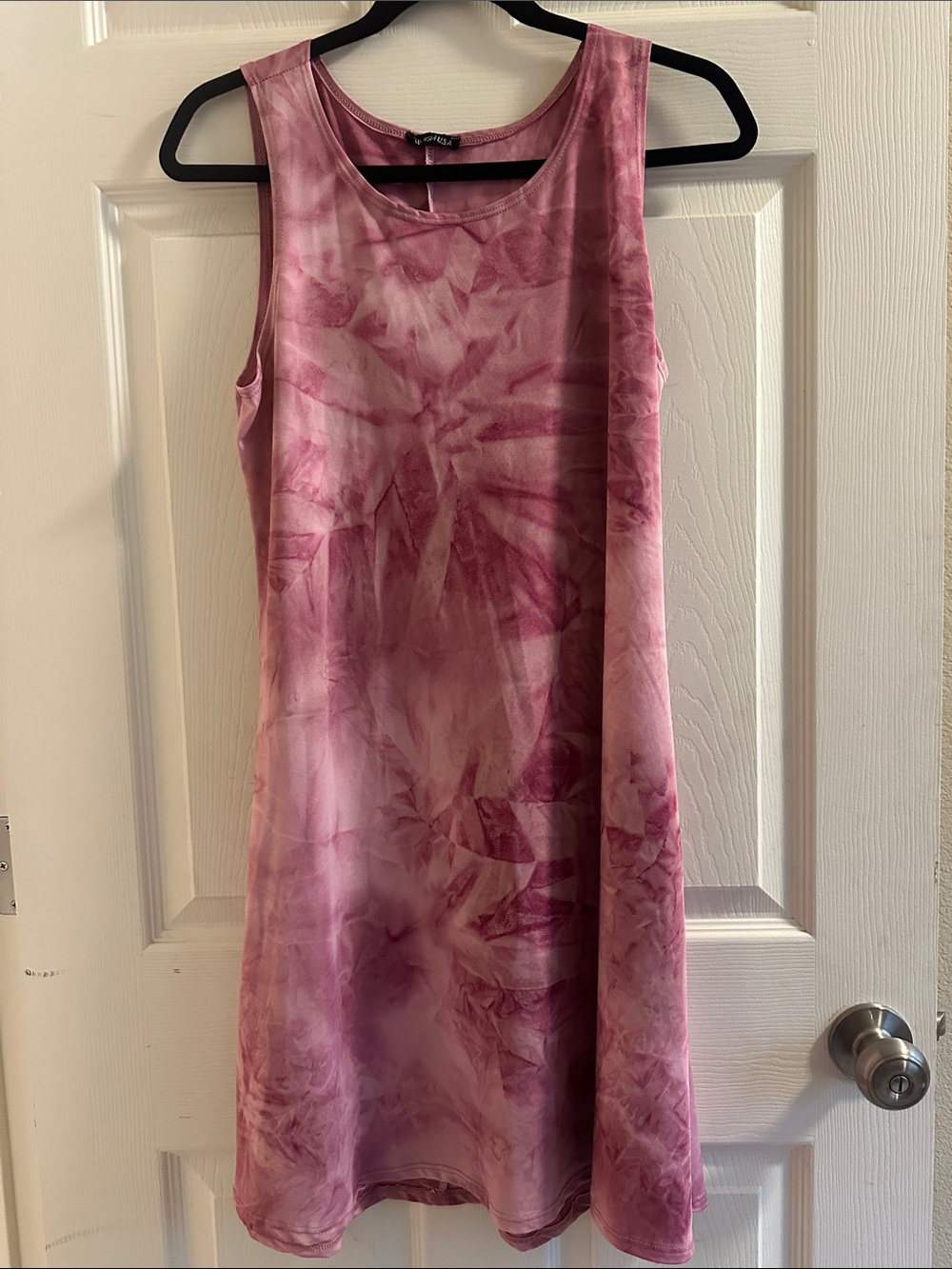 Hemish Sleeveless Pink Tie-Dye Midi Dress With Pockets
